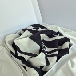 Foulard en soie Carré 90 "Noir"